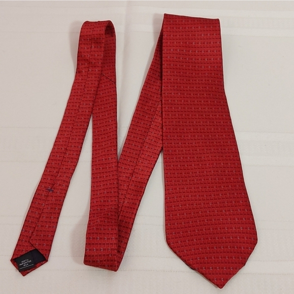 Palatina Imported Silk Neck Tie Red Geometric Pattern - Picture 1 of 6